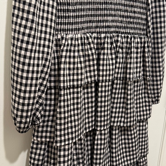 JessaKae Black and White Gingham Long Sleeve Dress - Picture 4 of 5
